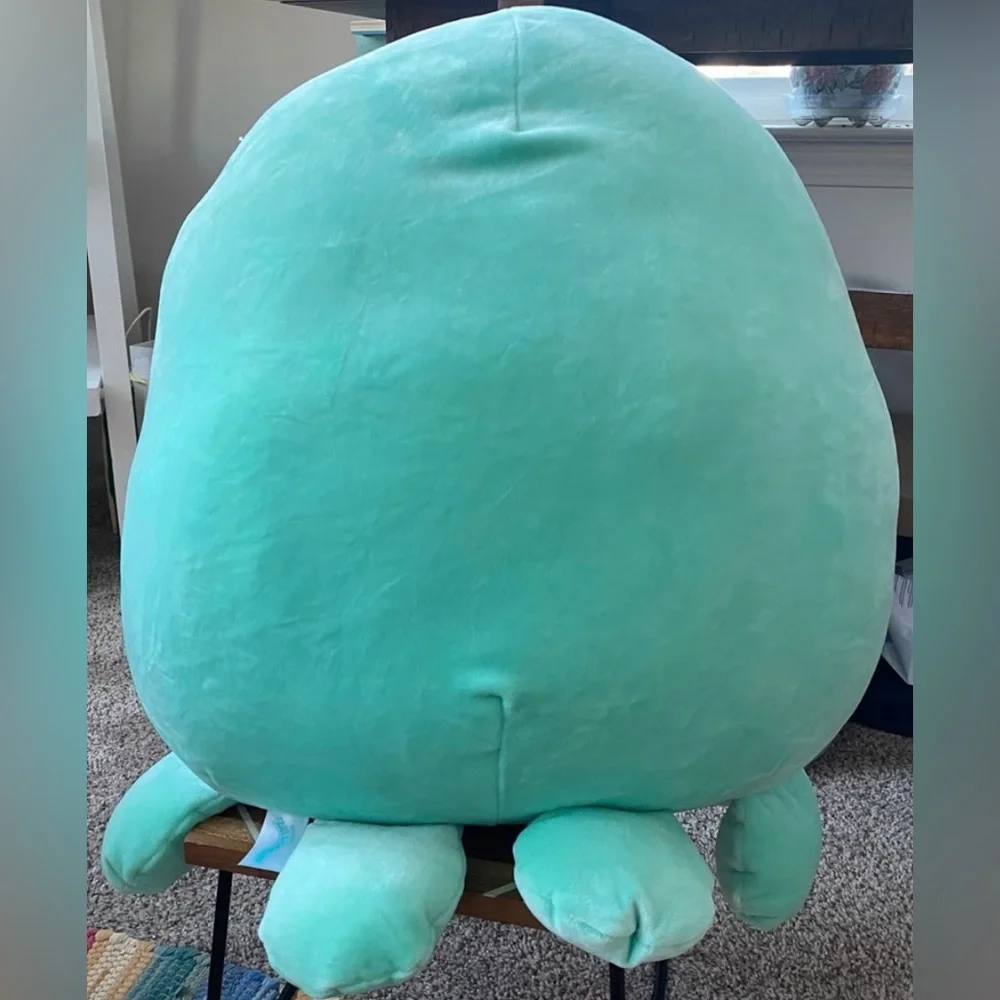 •NWT•Squishmallows Official Kellytoy Valentines Squad ‘22- Olina the Octopus 16”